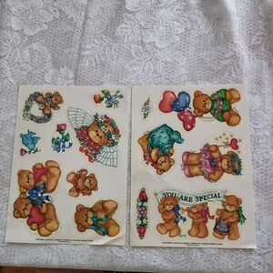 (2) ASST. VTG '93 LUCY & CO • CURRENT, INC. WINDOW DECALS W/BEARS/HEARTS *AS IS*